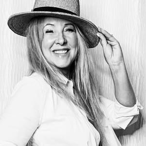 Meet your Posher, Anne